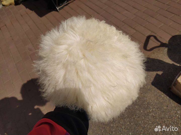 Папаха (Черкесска) белая мохнатая