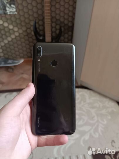 Телефон Huawei p smart