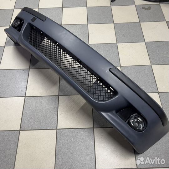 Передний бампер BMW E39 M5 abs