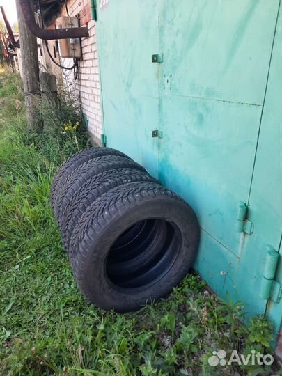 Nokian Tyres Hakkapeliitta 9 SUV 235/65 R17