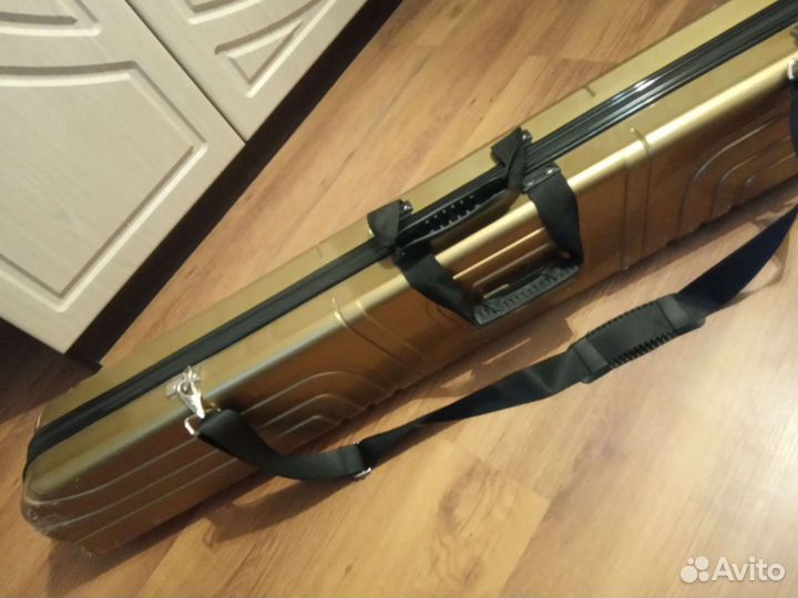 Жёсткий,надёжный кейс для удилищ