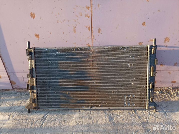 Радиатор охлаждения Mazda 3 bk