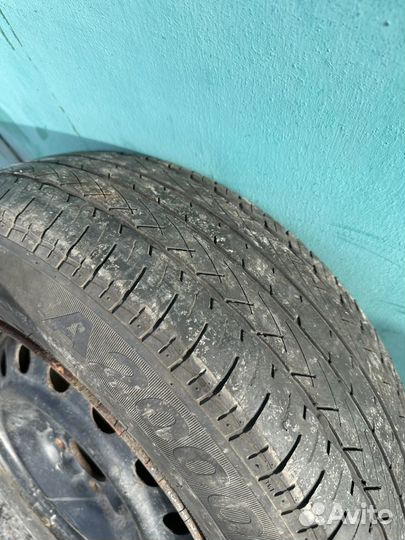 Accelera 651 205/70 R15 204ZR