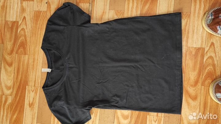 Отдам бесплатно женские вещи пакетом