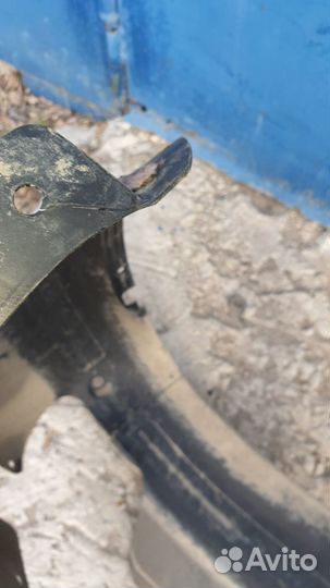 Подкрылок левый kia rio 4