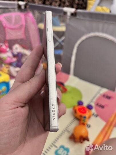Телефон Sony xperia z5