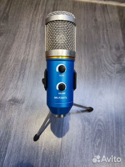 Студийный микрофон для компьютера