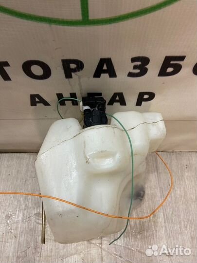 Бачок омывателя Renault Megane 2 BM1R K4MD812 2008