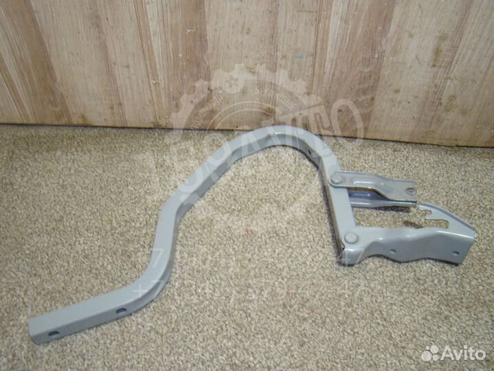 Петля крышки багажника Hyundai Solaris I 2010-2017