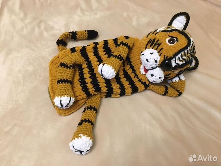 Вязаная игрушка ручной работы пижамница