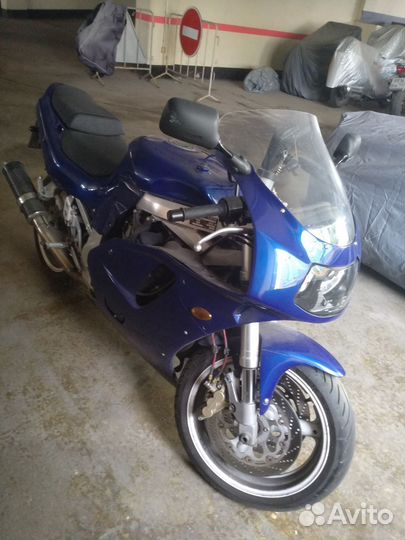 Suzuki gsx-r 750