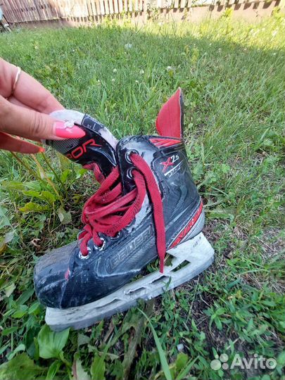 Хоккейные коньки bauer vapor детские