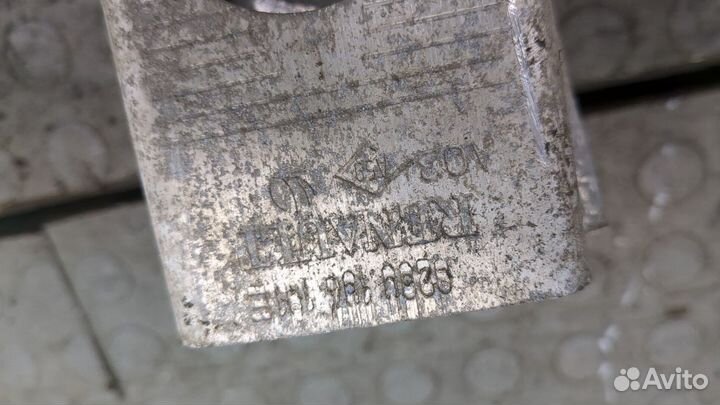 Усилитель бампера Renault Clio, 2006