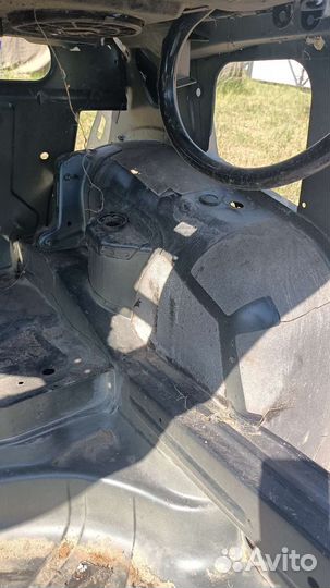 Кузовное железо на Мерседес