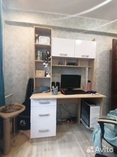 Стол письменный для школьника