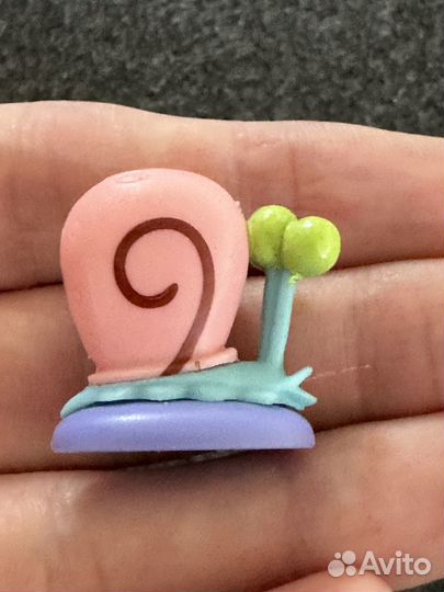 Фигурки киндер Губка боб и улитка Гэри