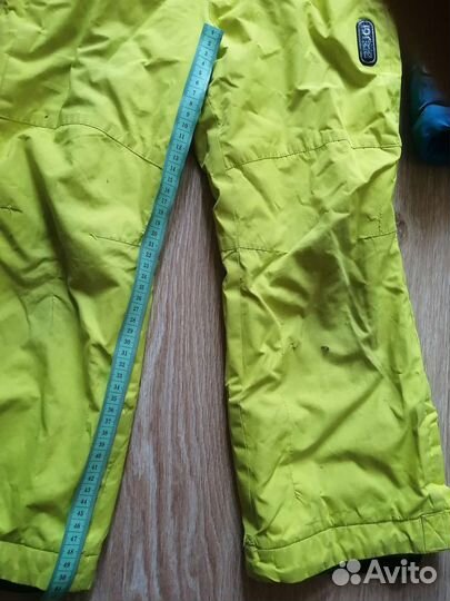 Костюм горнолыжный брюки и куртка р. 116-122