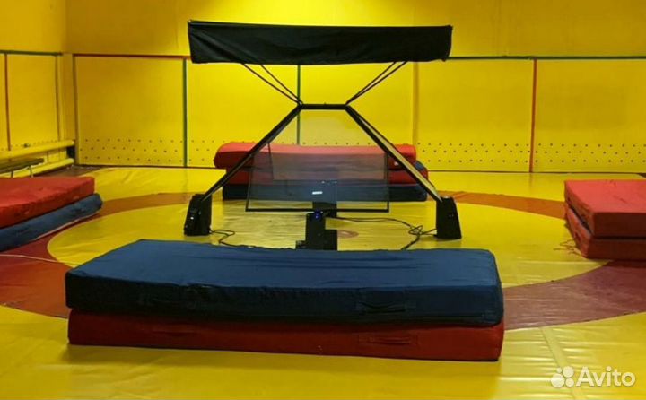 Голографическая пирамида