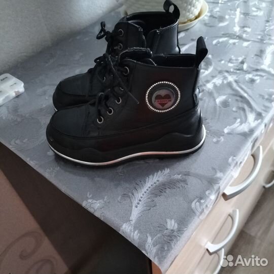 Ботинки демисезонные для девочки30размер