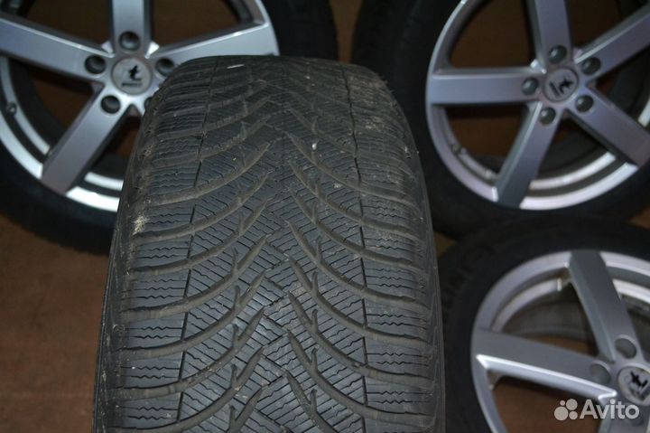Диски R17 с всесезонными шинами 255 55 17