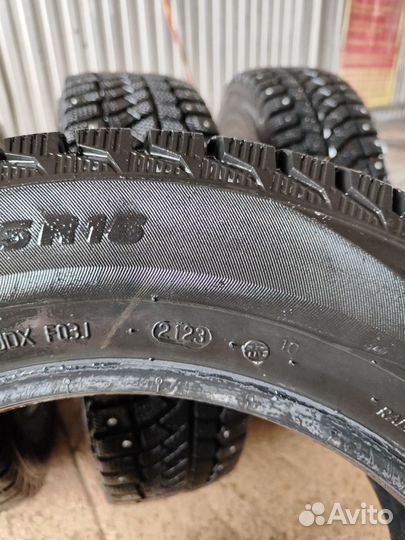 Viatti Brina Nordico V-522 185/65 R15 88T