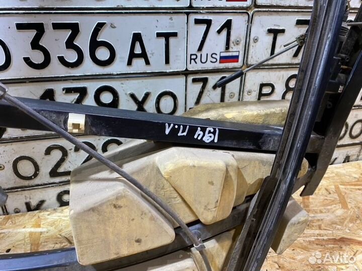 Стеклоподъемник передний левый Audi A4 B5 ADR 1998