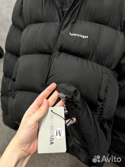 Пуховик Balenciaga