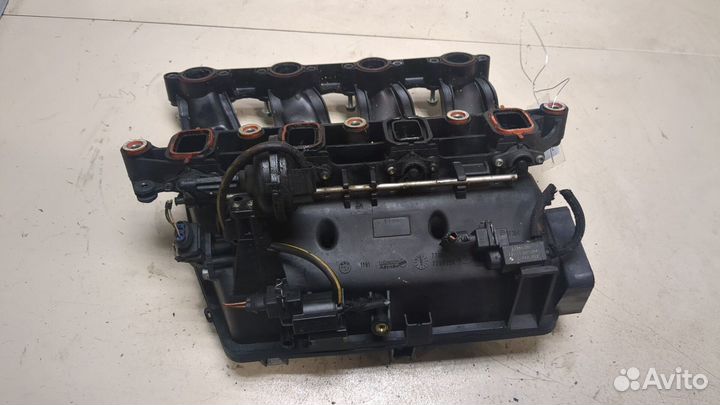 Коллектор впускной BMW 3 E46, 2004