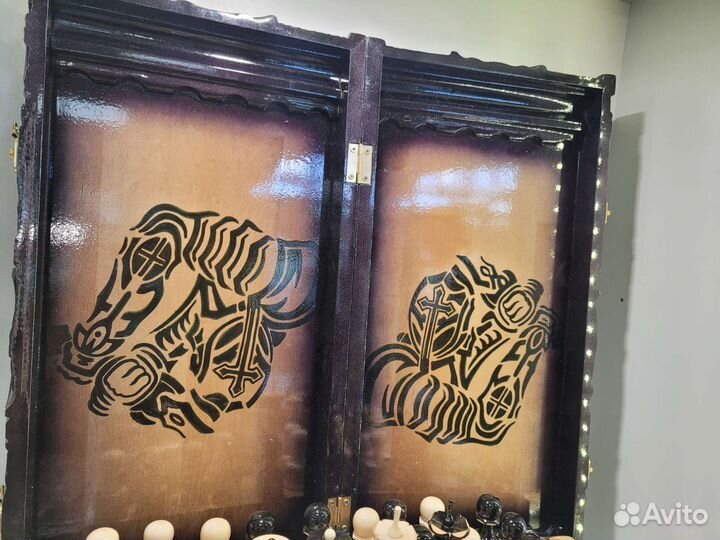 Шахматы нарды шашки 3 в 1 ручной работы