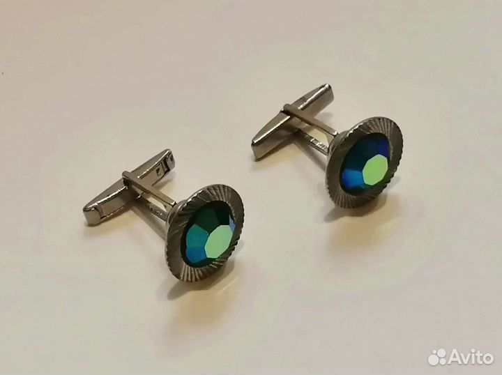 Брелки и запонки