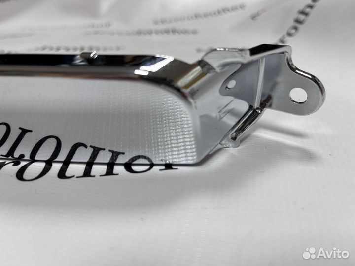 Молдинг хром решётки бампера левый Мерседес 212 63