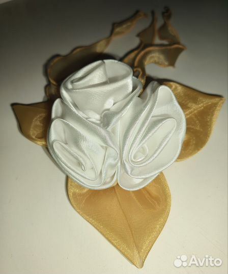 Цветок из ткани