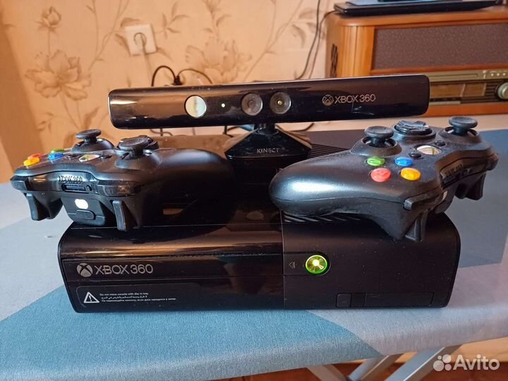 Xbox 360 + Kinect + 39 игр
