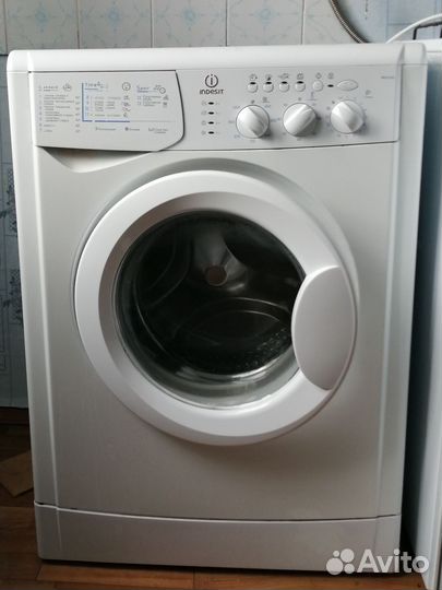 Стиральная машина Indesit wiul103 на запчасти