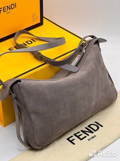 Сумка Fendi из замши