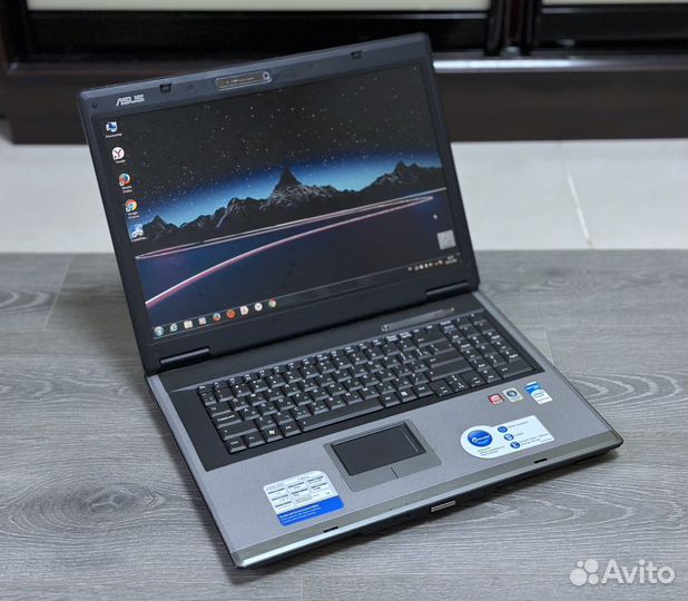 Рабочий Ноутбук Asus F7S 17.1'' на 240SSD