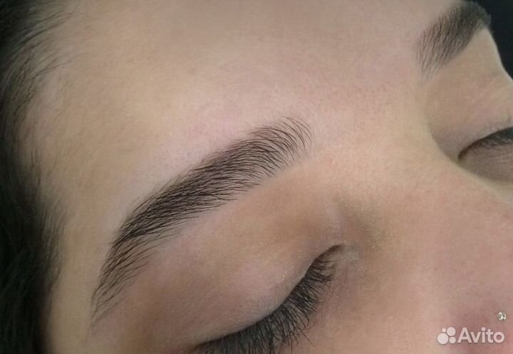 Мастер бровист