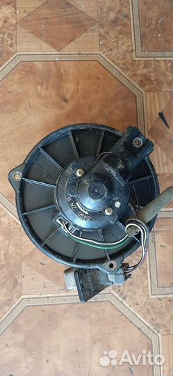 Мотор отопителя Mitsubishi lancer