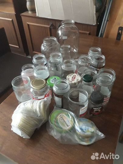 Банки крышки всё за 200