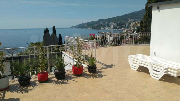 2-к. квартира, 60 м², 3/3 эт.