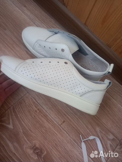 Кеды кожаные женские