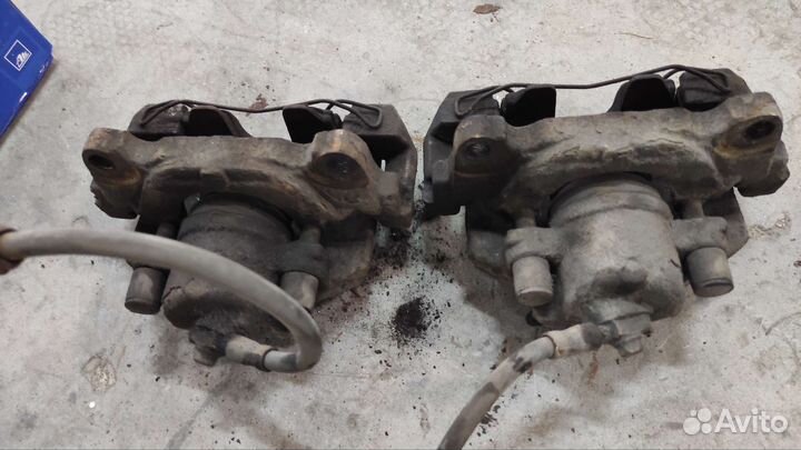 Комплект суппортов перед/зад от Audi (VW, Skoda)