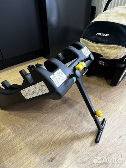 Автольлька Recaro young profi plus 0+ isofix