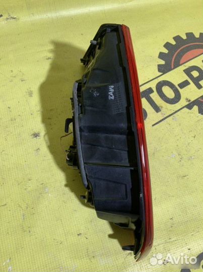 Фонарь в крышку багажника левый Kia Cerato 3 YD