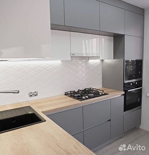 Кухонный гарнитур на заказ от фабрики