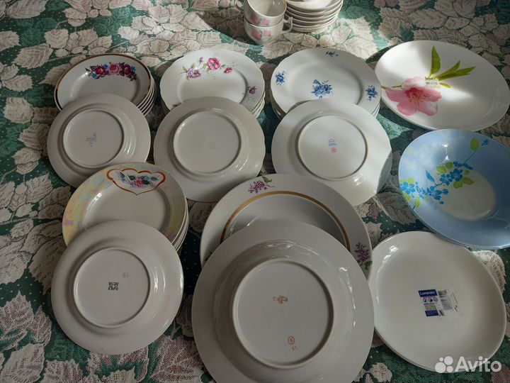 Тарелки сервиз чайник