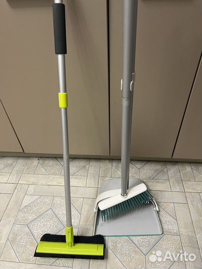 Веник и совок + швабра для окон
