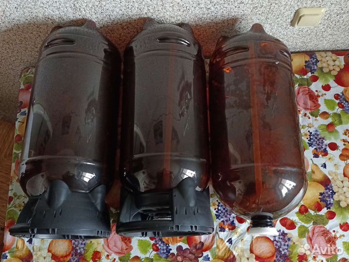 Бутыли пластиковые 30 л