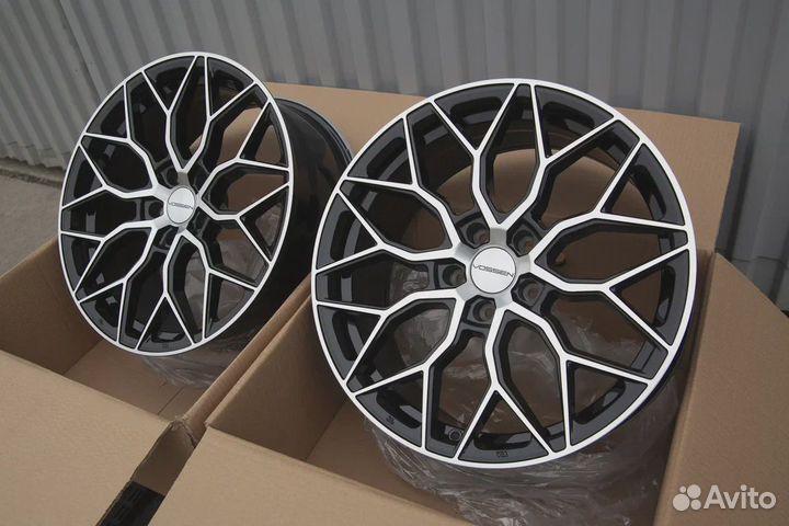 Диски Vossen HF2 R 17 5x108 Черные с полировкой