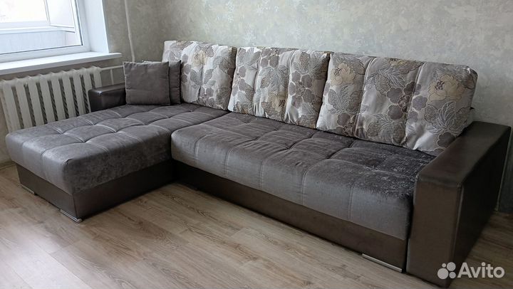 Угловой диван